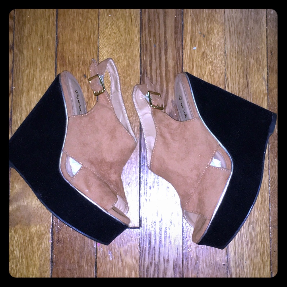 Brush Suede Wedges